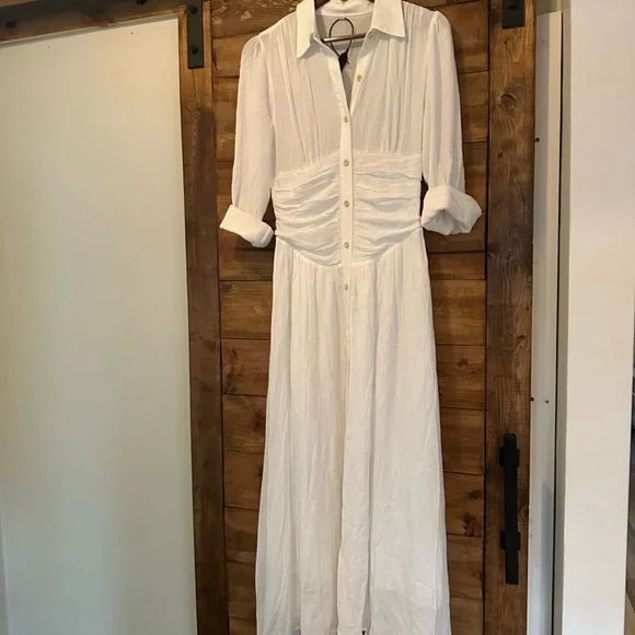 Elegant White Maxi Dress - Picture 6 of 6